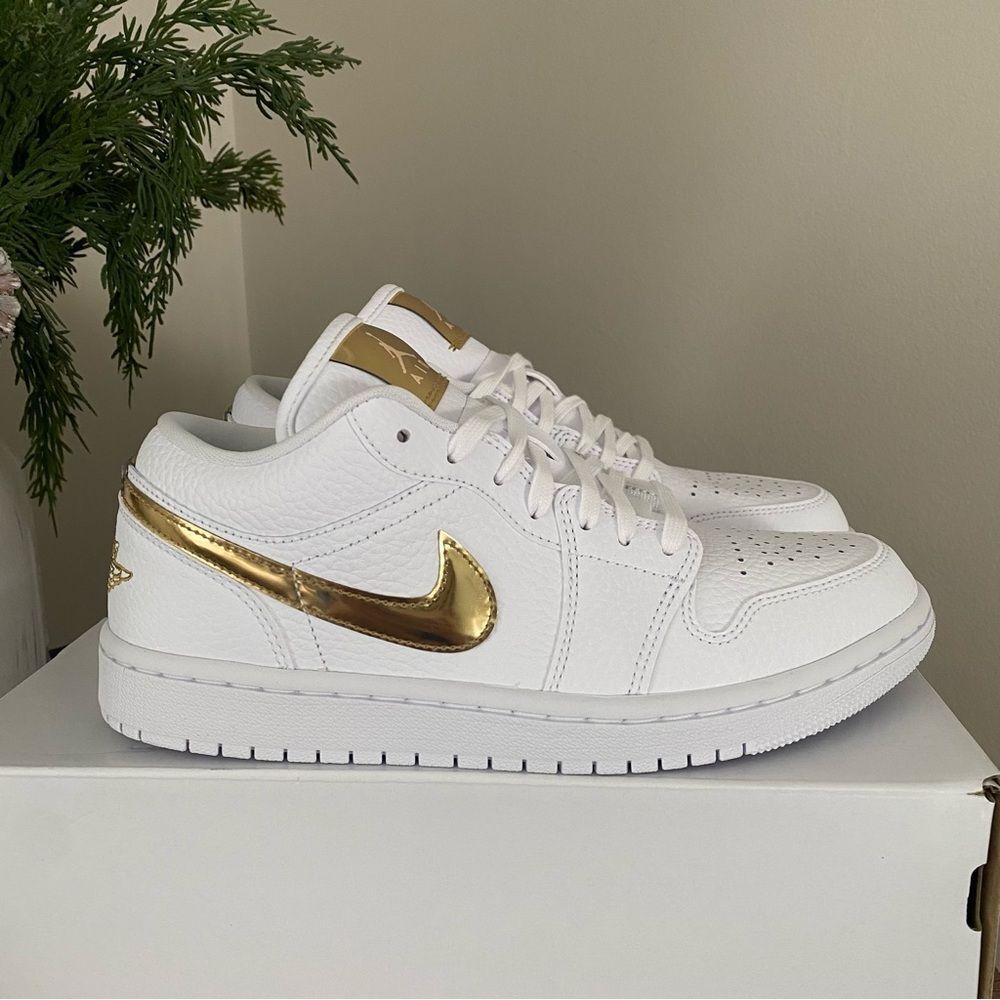 NIB Jordan 1 Low